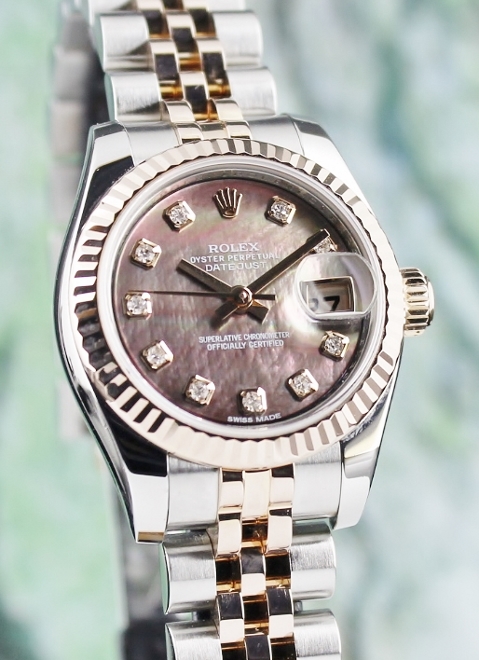 (image for) A ROLEX LADY SIZE PINK GOLD OYSTER PERPETUAL DATEJUST- 179171